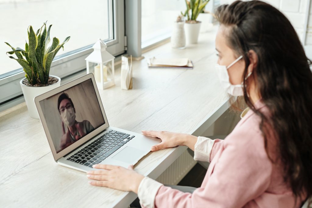 Telemedicina No Brasil - Como Funciona e Como Implementar Na Sua Clínica